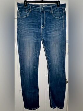BKE Men’s (Tyler)  Straight Leg Jeans 36XL in Dark Blue Wash